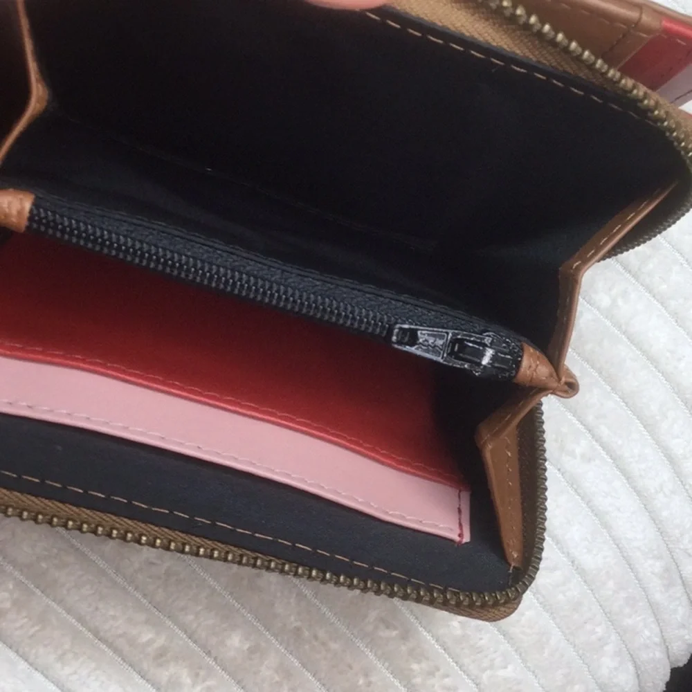 New tan brown leather wallet - Picture 10 of 13